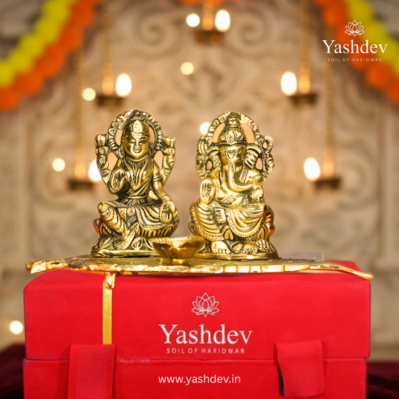 Lakshmi Ganesh Idol on Leaf with Diya – Antique Gold Finish