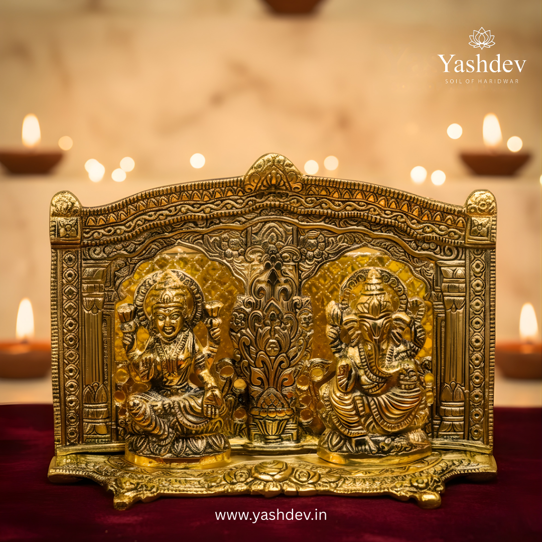 Lakshmi Ganesh Idol with Decorative Back Panel – Antique Gold Finish